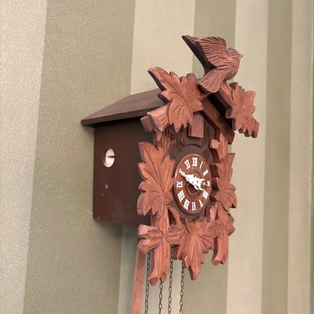 Vtg Herbert Herr Cuckoo Clock Working Wood Black Forest Bird Leaf Brown